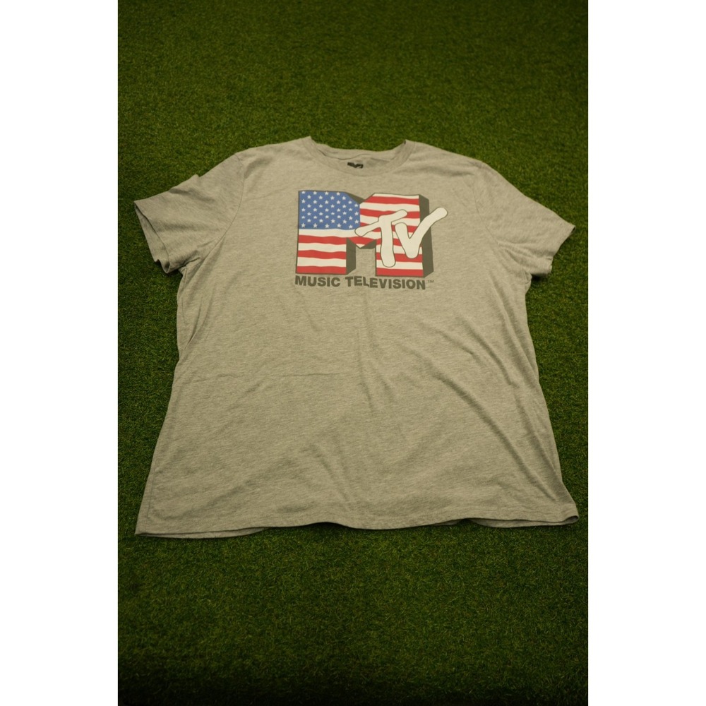 MTV T-Shirt Men's 2XL‎ Gray American Flag Logo Short Sleeve Crew Neck Pullover